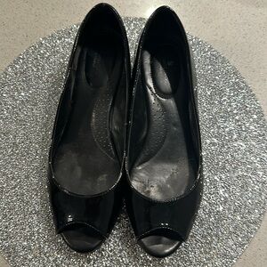 Bandolino Women’s Peep Toe Shoes Small Wedge